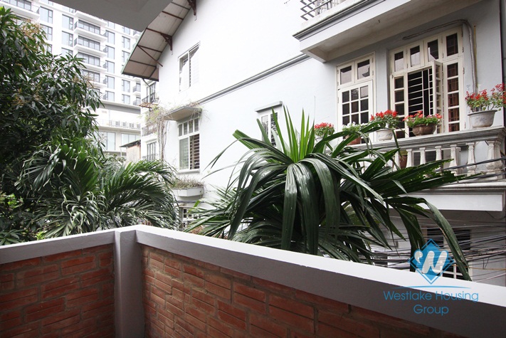One bedroom serviced apartment for rent in Tay Ho street
